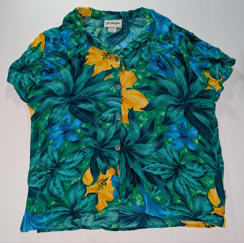 S.A. Designs Hawaiian Flower Button Up